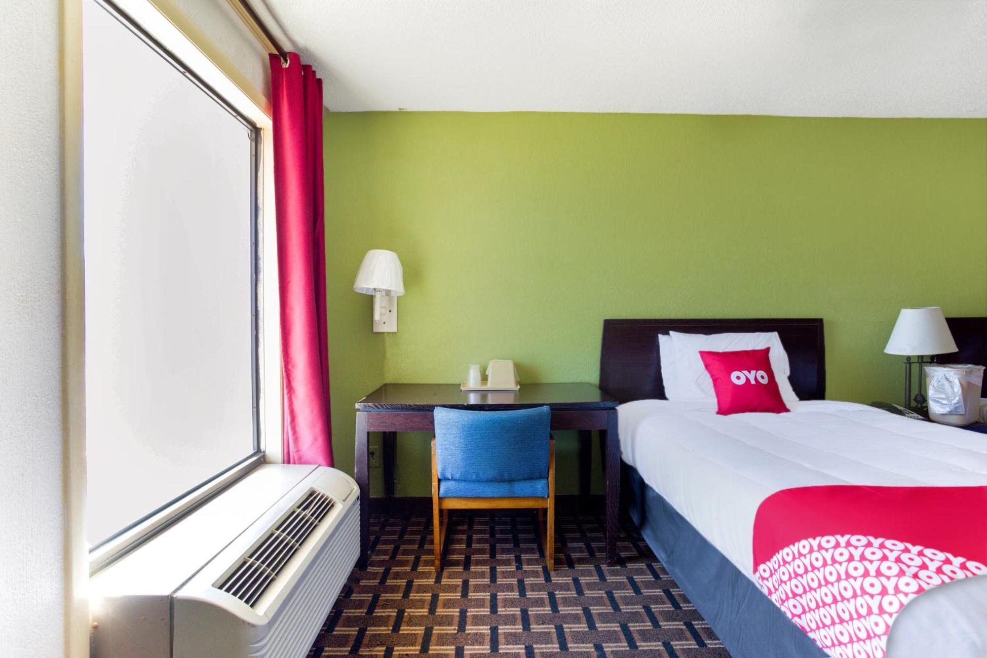 Oyo Hotel Pensacola I-10 & Hwy 29 Ferry Pass Zewnętrze zdjęcie